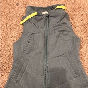 North face vest